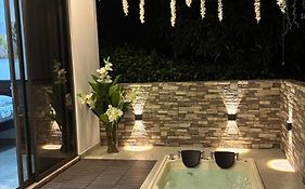 Natural View Resorts Melgar